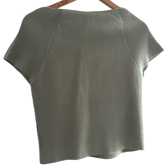 And Now This Sweetheart Ribbed Cap Top - Picture 3 of 6